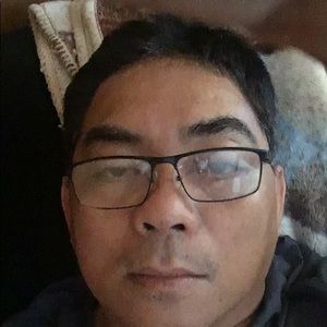 Meet your Posher, Gil